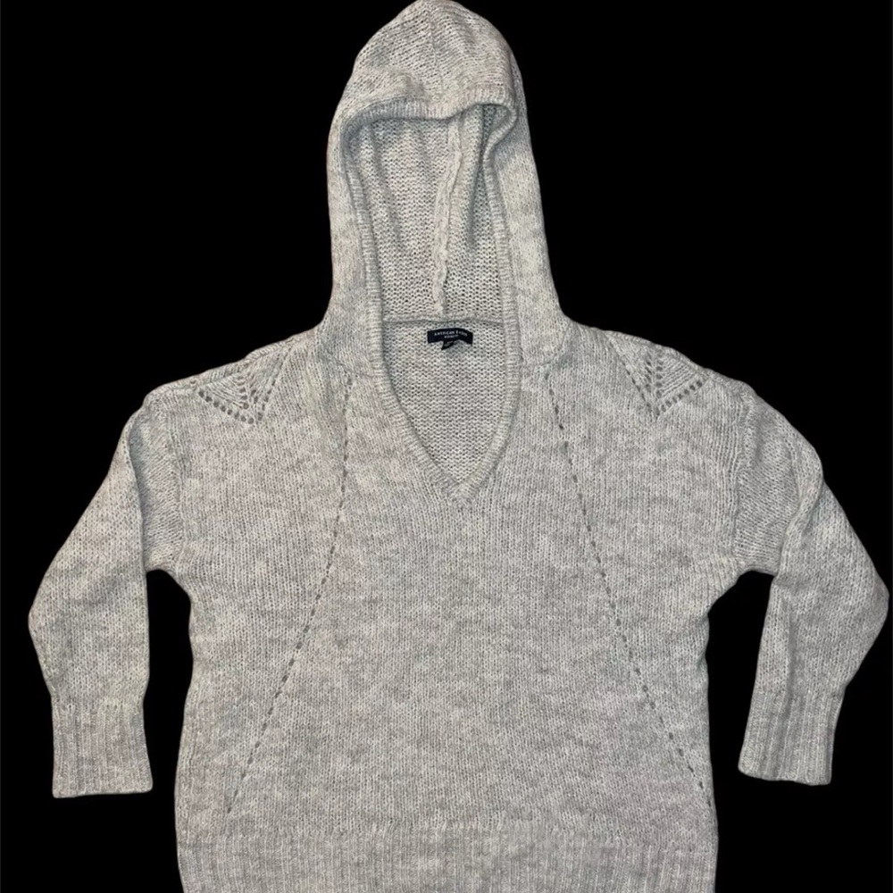 American Eagle Outfitters Gray V-Neck Hooded Sweater wool blend